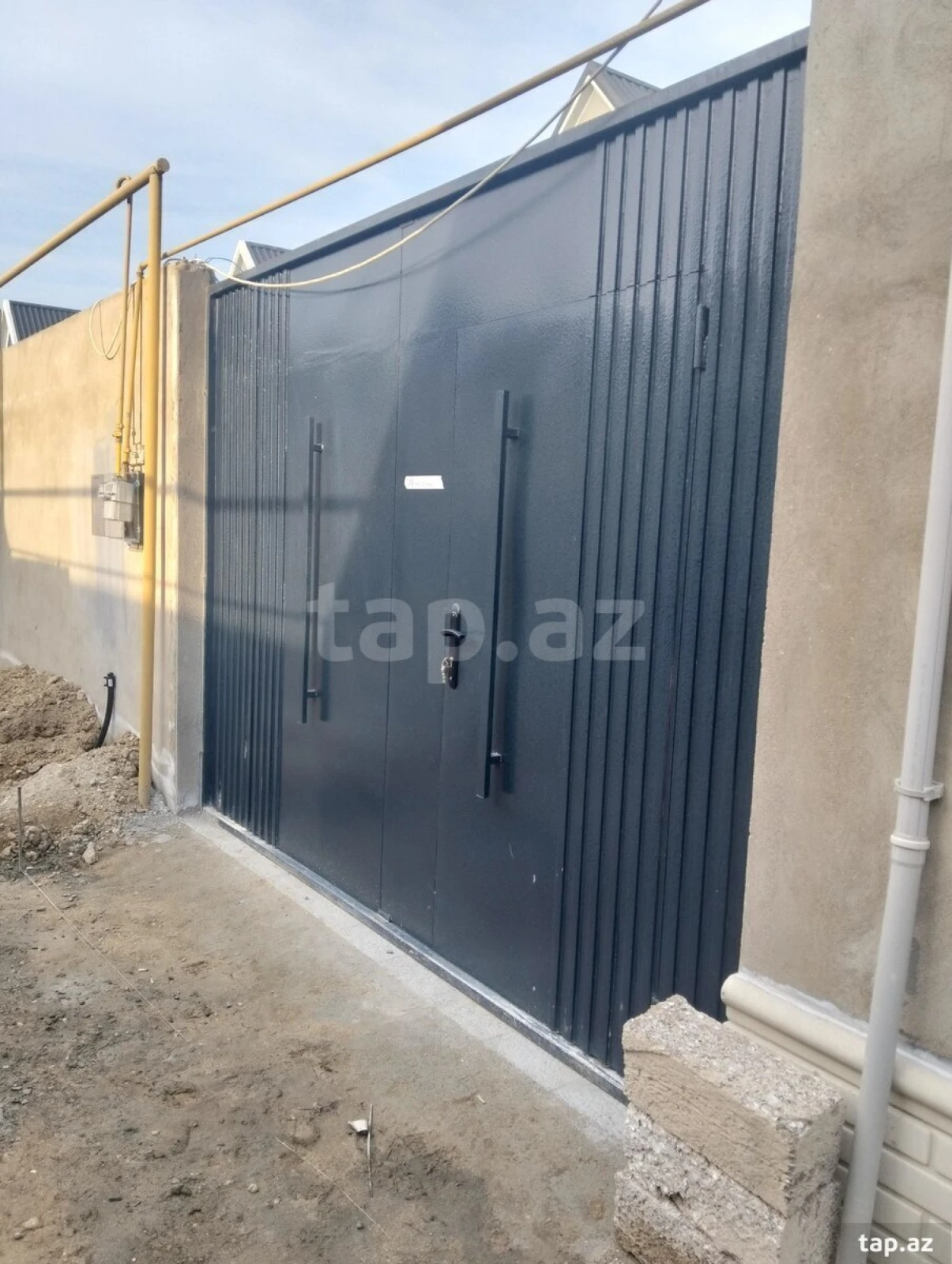 Satılır 3 otaqlı həyət evi