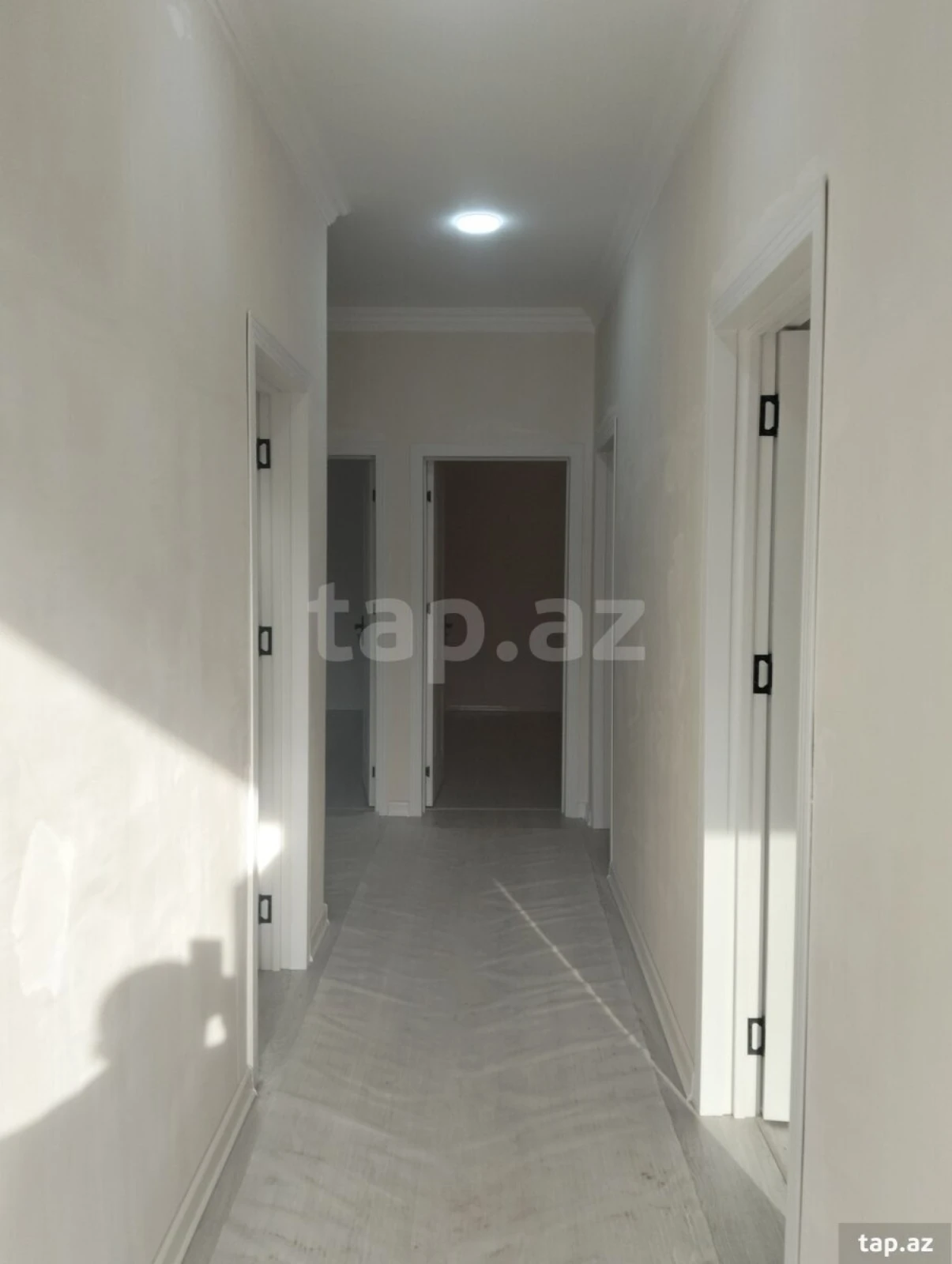 Satılır 3 otaqlı həyət evi