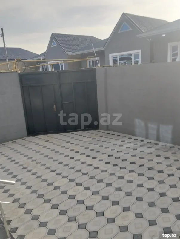 Satılır 3 otaqlı həyət evi