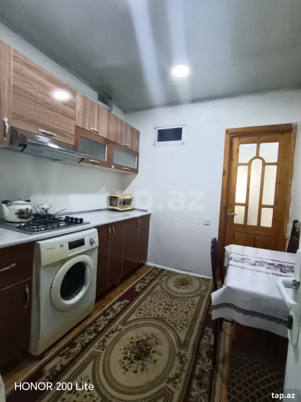 Kirayə verilir 2 otaqlı yeni tikili 50 m²
