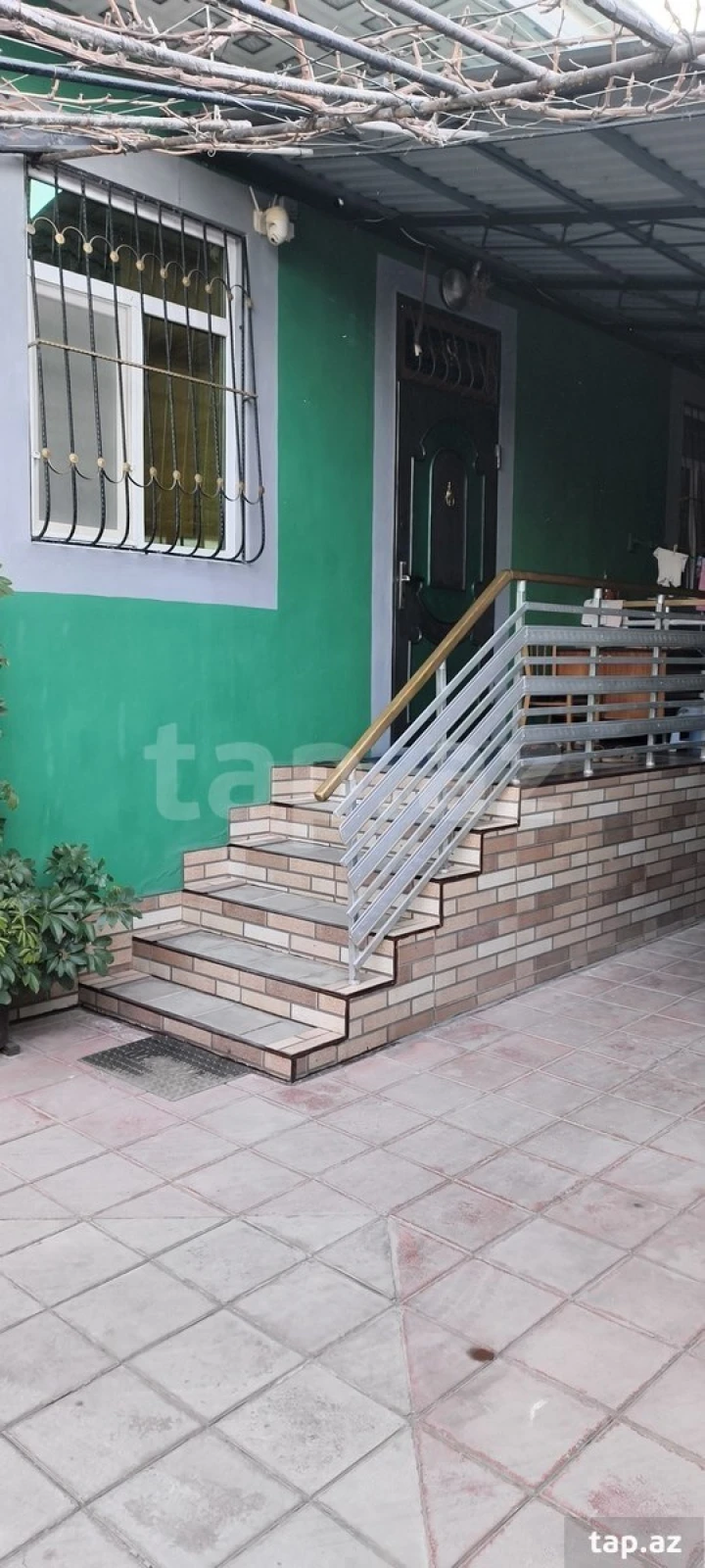 Satılır 3 otaqlı həyət evi