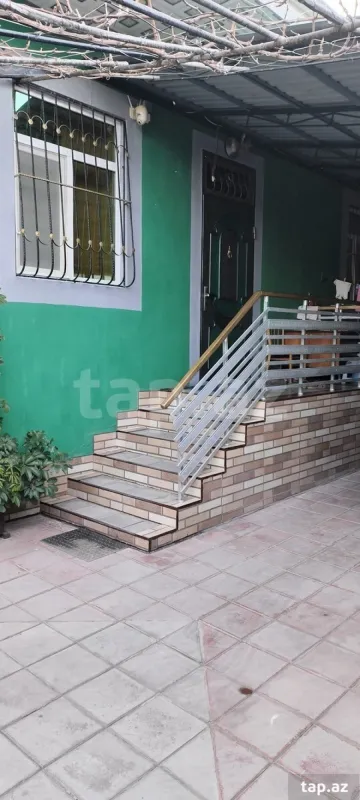 Satılır 3 otaqlı həyət evi