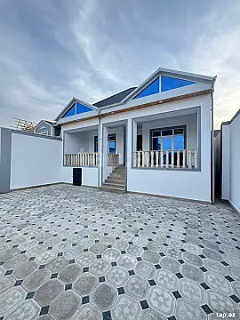 Satılır 4 otaqlı həyət evi