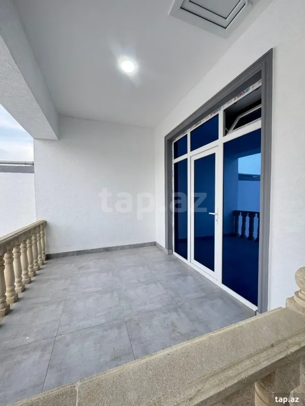 Satılır 4 otaqlı həyət evi