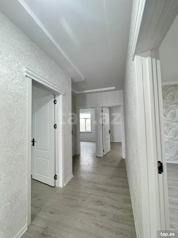 Satılır 4 otaqlı həyət evi