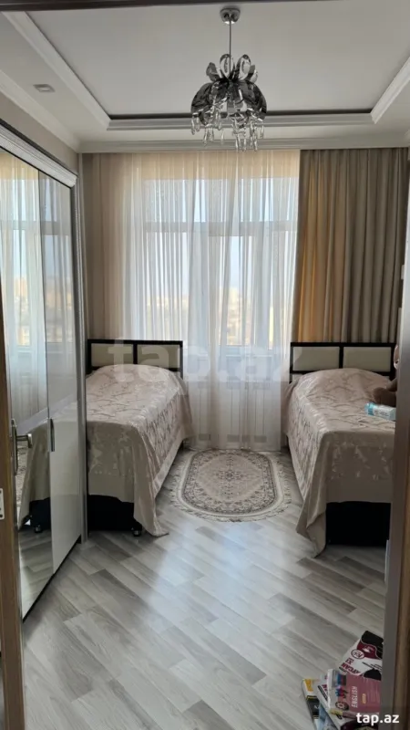 Satılır 3 otaqlı yeni tikili 108 m²