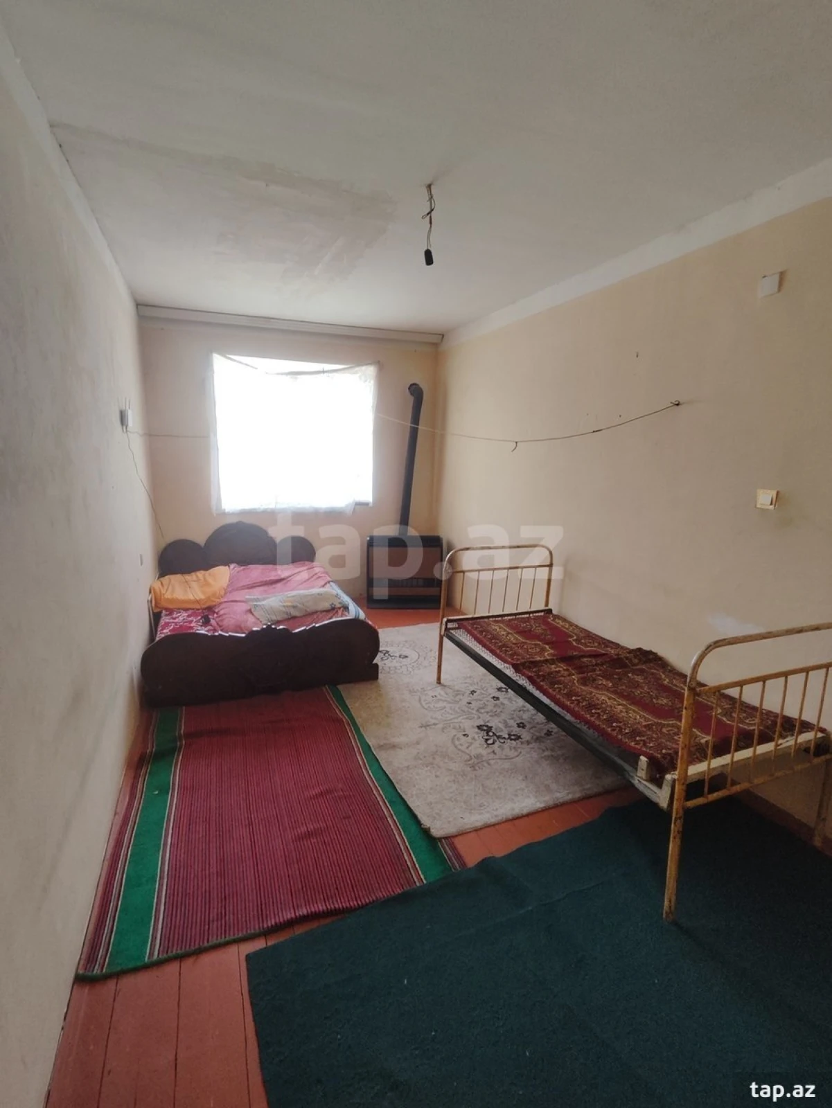 Kirayə verilir 4 otaqlı həyət evi