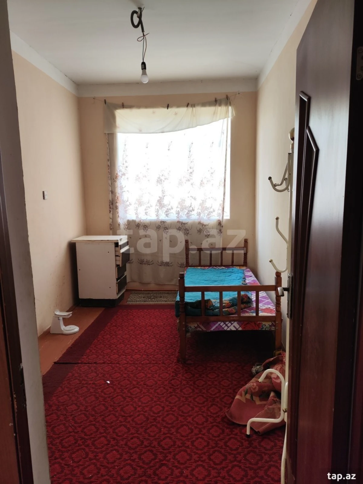 Kirayə verilir 4 otaqlı həyət evi