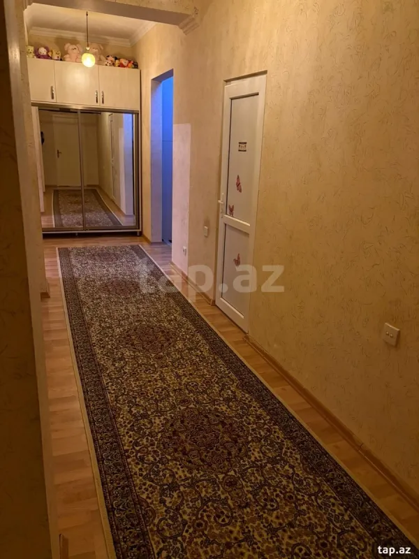 Satılır 3 otaqlı yeni tikili 120 m²