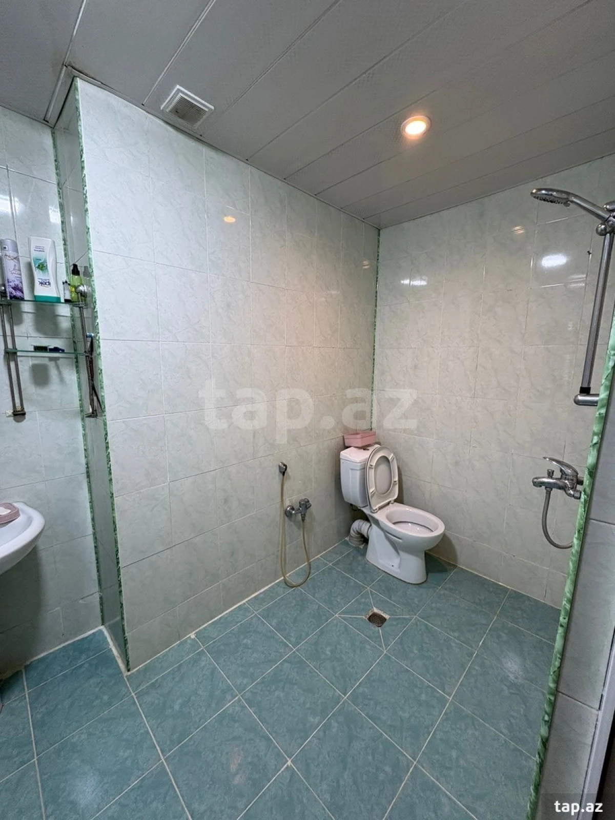 Satılır 3 otaqlı yeni tikili 120 m²