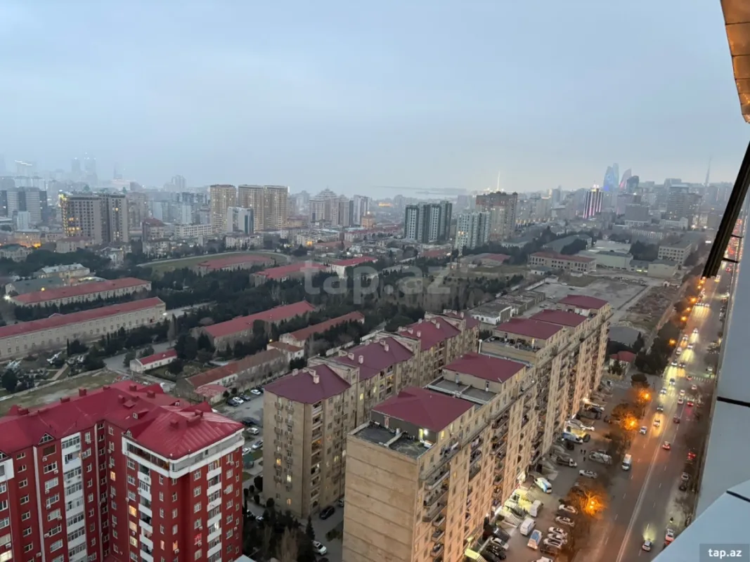 Satılır 3 otaqlı yeni tikili 120 m²