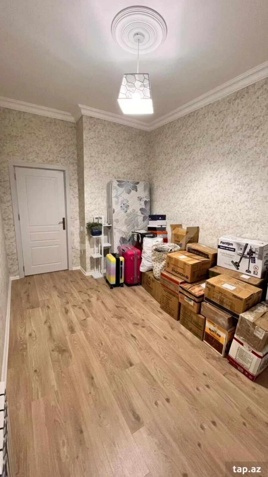 Kirayə verilir 3 otaqlı yeni tikili 100 m²