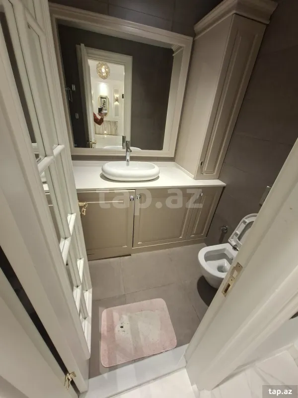 Satılır 4 otaqlı yeni tikili 156 m²