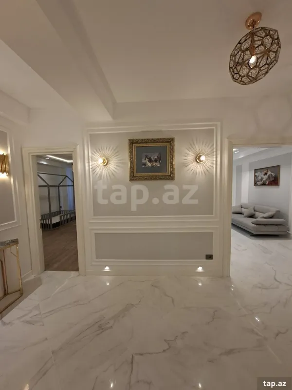 Satılır 4 otaqlı yeni tikili 156 m²