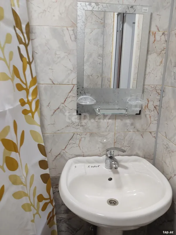 Kirayə verilir 3 otaqlı mənzil 75 m²