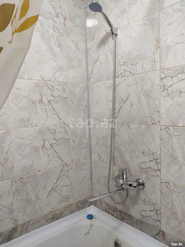 Kirayə verilir 3 otaqlı mənzil 75 m²