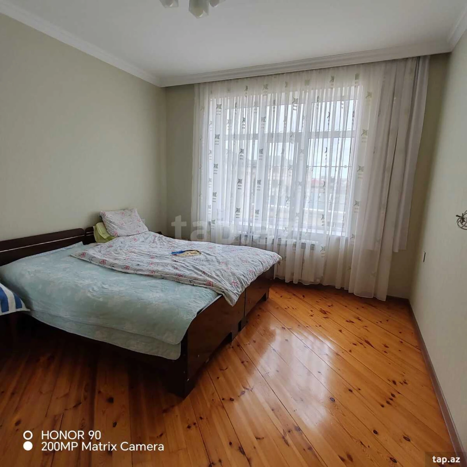 Satılır 5 otaqlı həyət evi