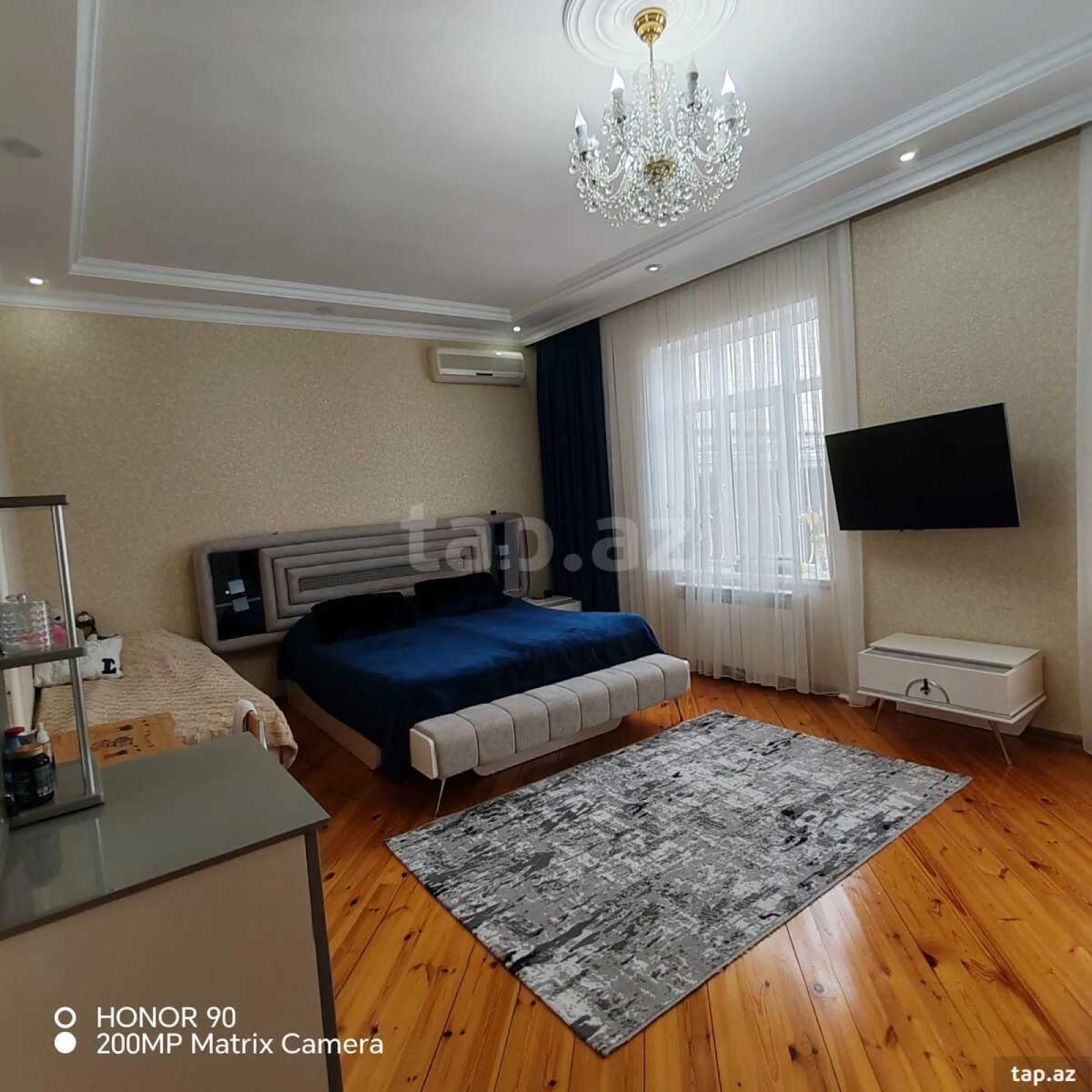 Satılır 5 otaqlı həyət evi