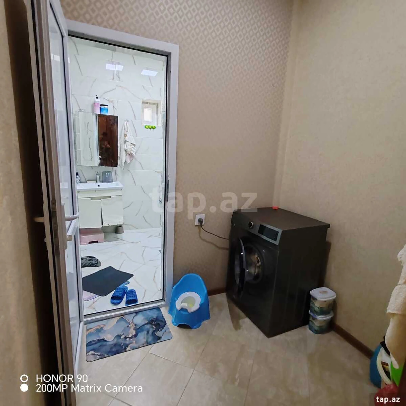 Satılır 5 otaqlı həyət evi