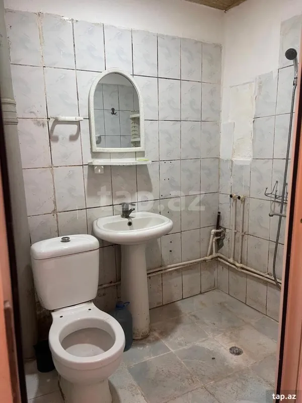 Kirayə verilir 2 otaqlı mənzil 50 m²