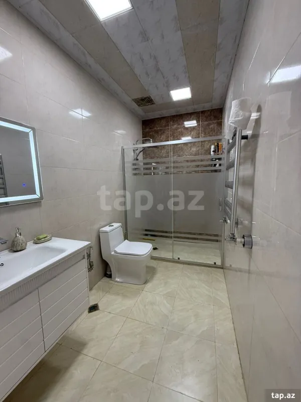 Kirayə verilir 2 otaqlı yeni tikili 90 m²