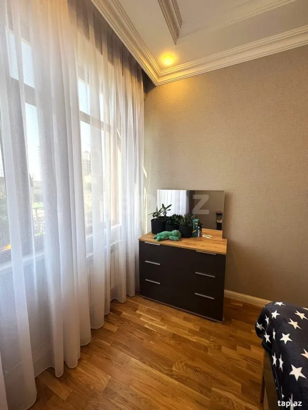 Satılır 2 otaqlı yeni tikili 56 m²