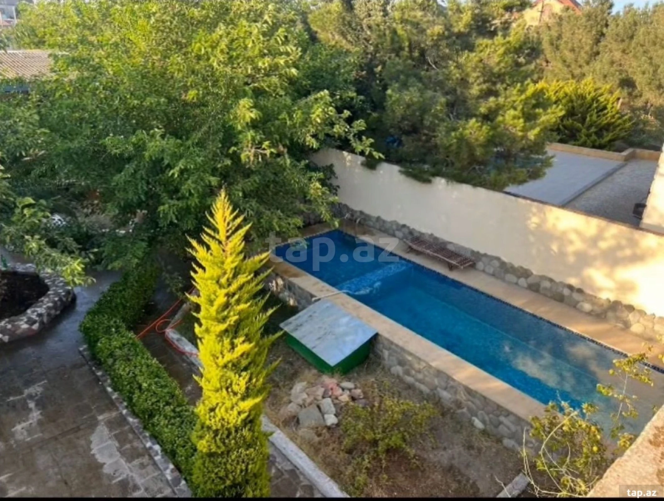 Kirayə verilir 4 otaqlı həyət evi