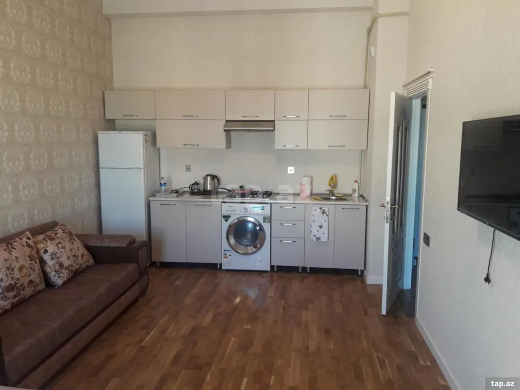 Kirayə verilir 2 otaqlı yeni tikili 47 m²
