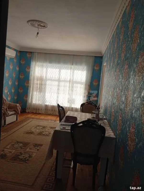 Satılır 4 otaqlı həyət evi