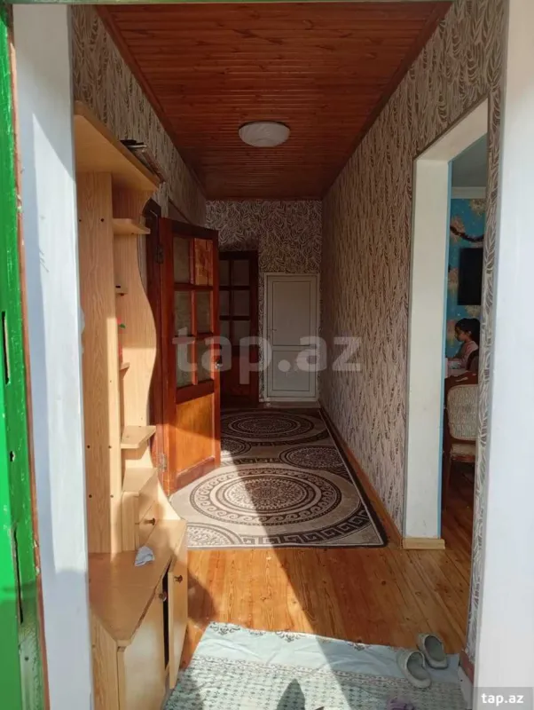 Satılır 4 otaqlı həyət evi