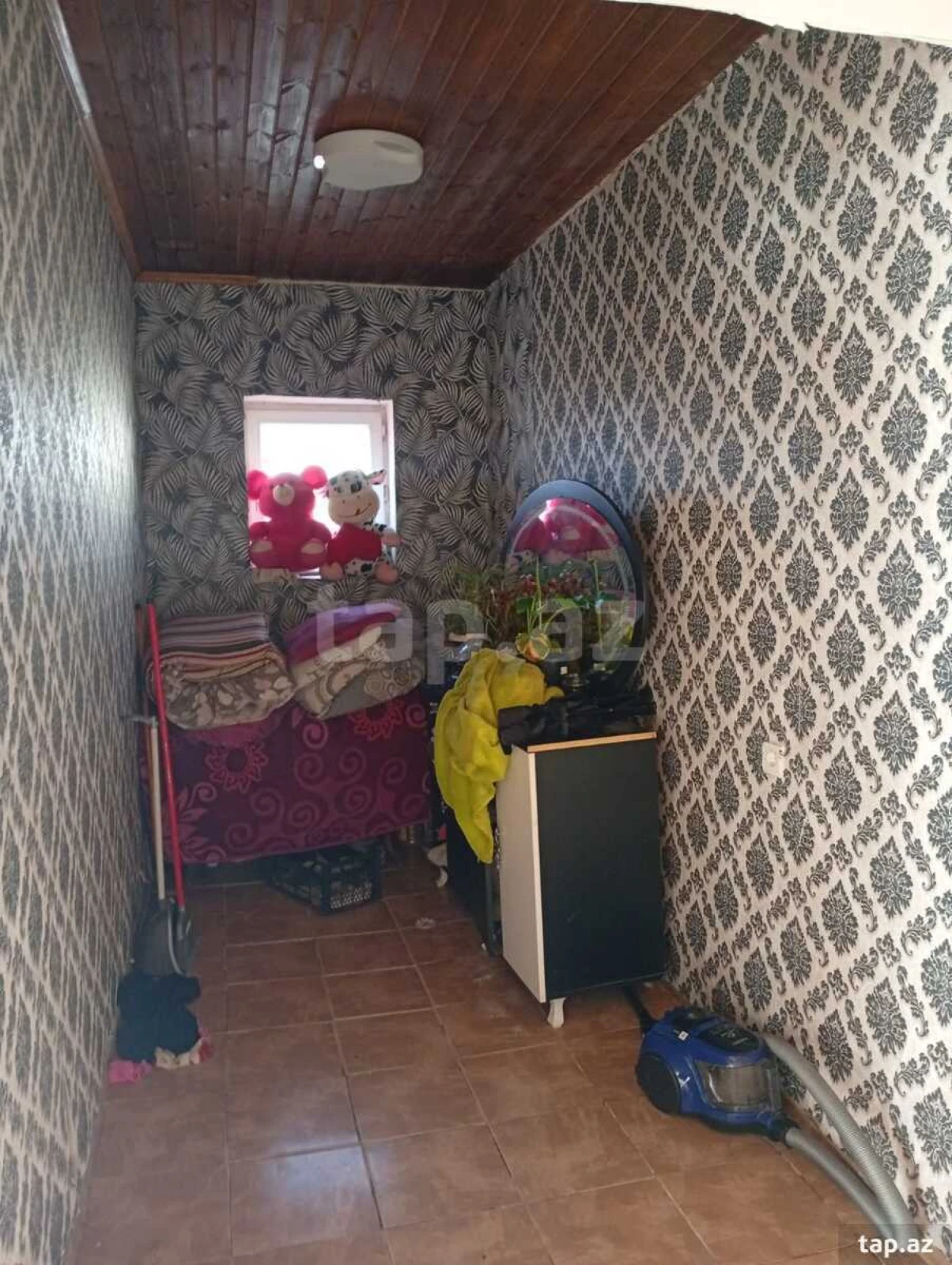 Satılır 4 otaqlı həyət evi