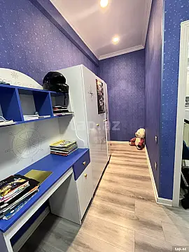 Satılır 3 otaqlı yeni tikili 68.5 m²