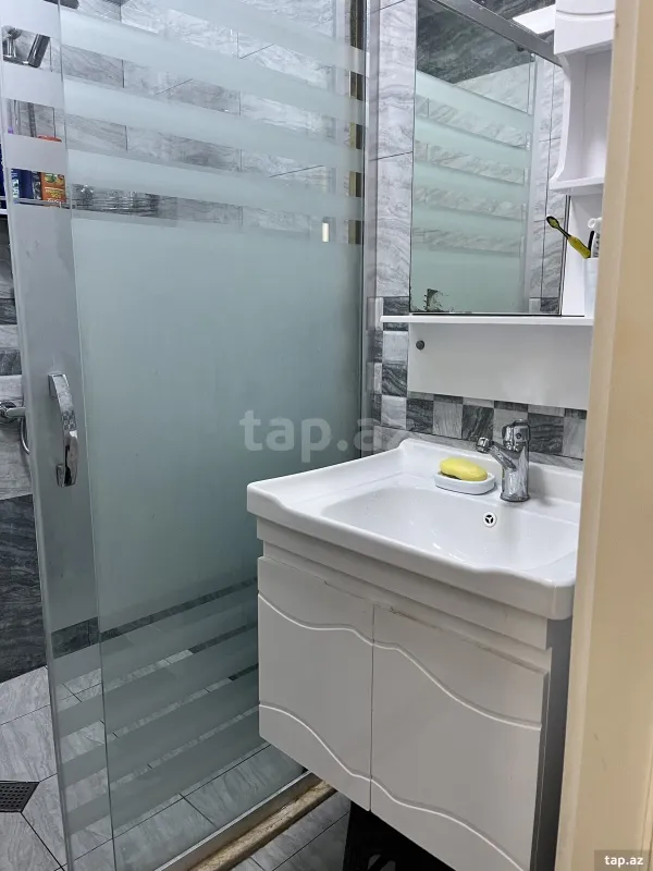 Satılır 3 otaqlı yeni tikili 68.5 m²