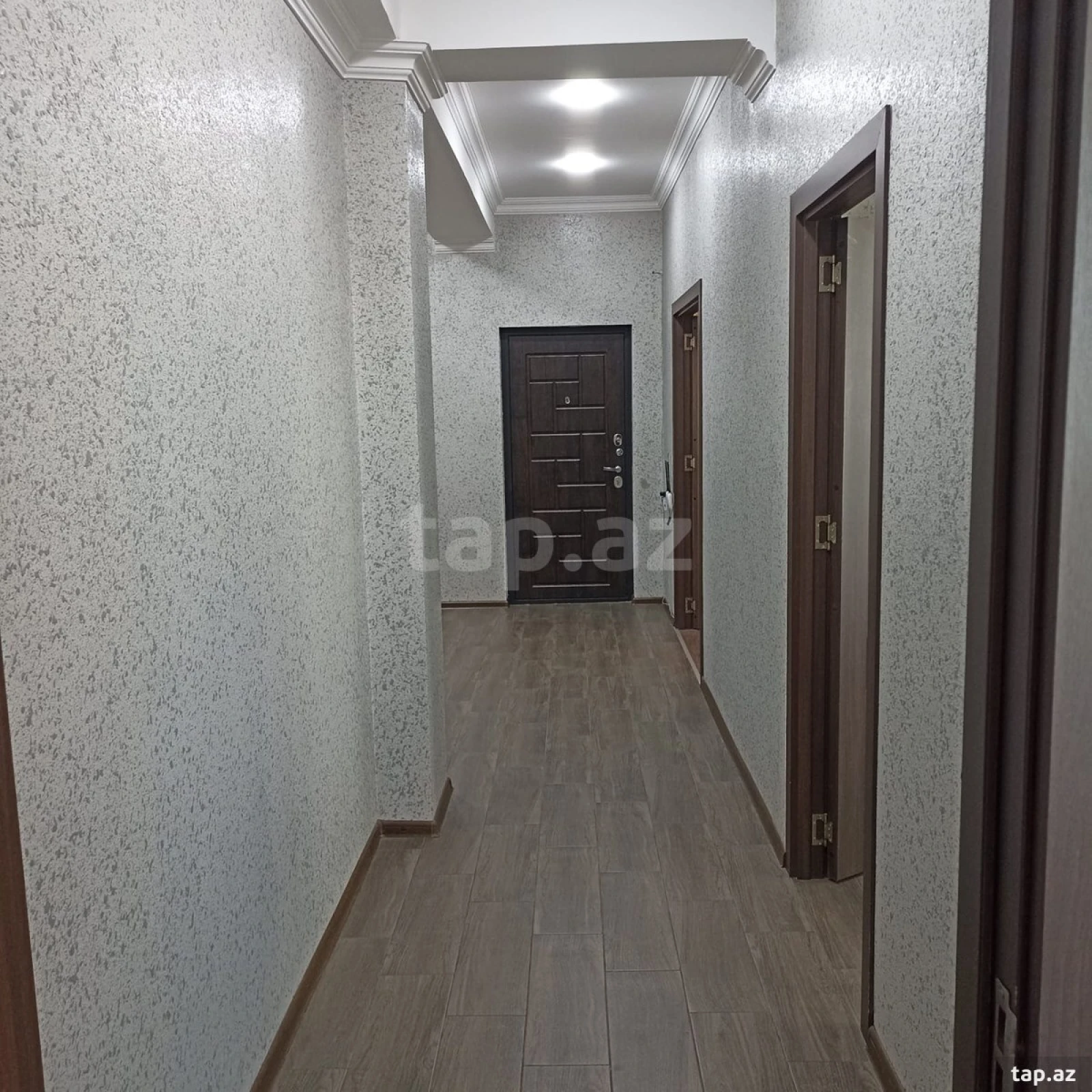 Kirayə verilir 2 otaqlı yeni tikili 79 m²