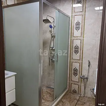 Kirayə verilir 2 otaqlı yeni tikili 79 m²