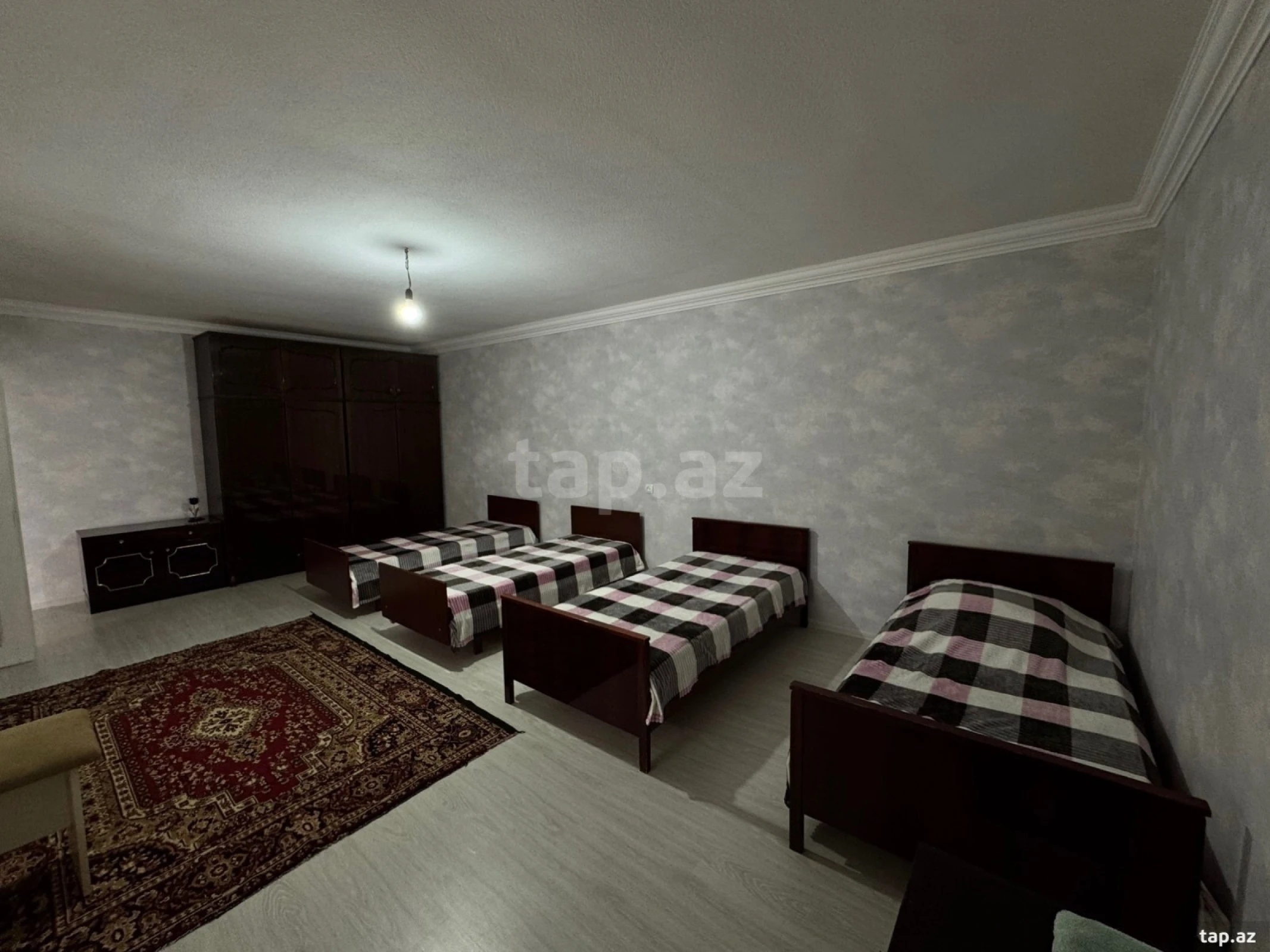 Kirayə verilir 3 otaqlı həyət evi