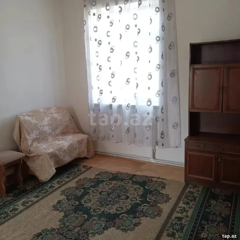 Kirayə verilir 2 otaqlı həyət evi