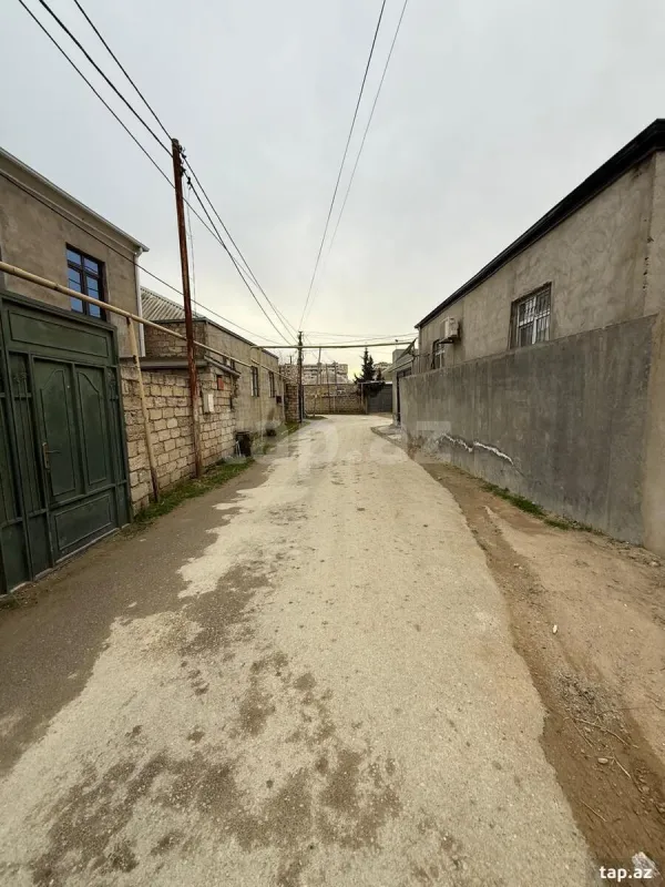 Satılır 5 otaqlı həyət evi