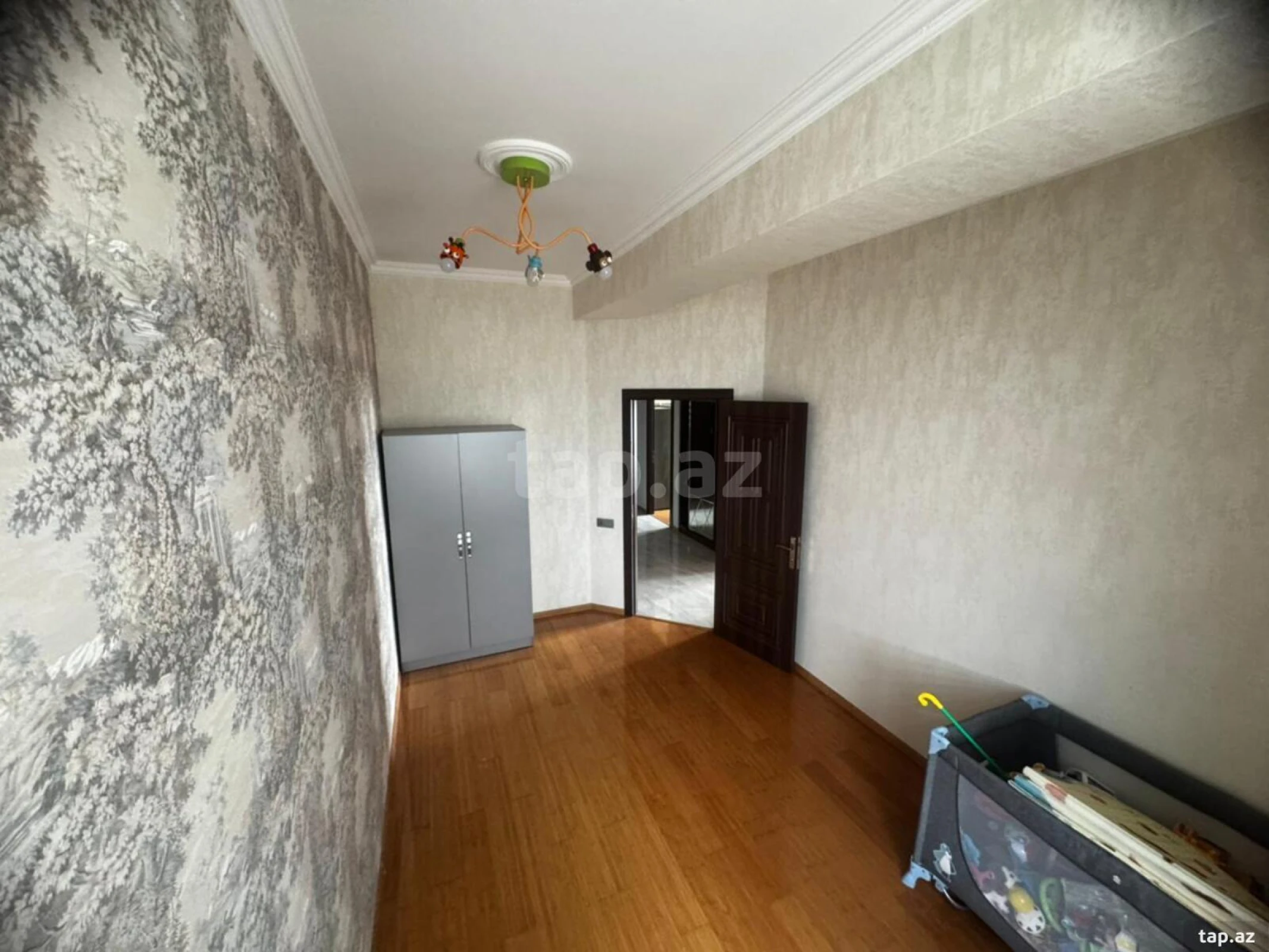 Satılır 3 otaqlı yeni tikili 90 m²