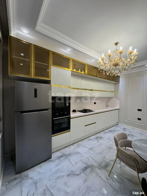 Kirayə verilir 2 otaqlı yeni tikili 90 m²