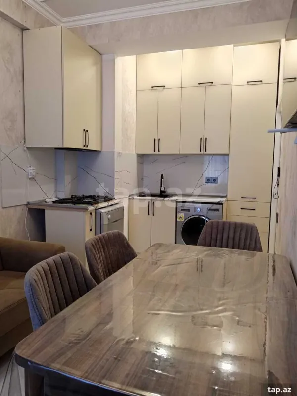 Kirayə verilir 2 otaqlı yeni tikili 54 m²