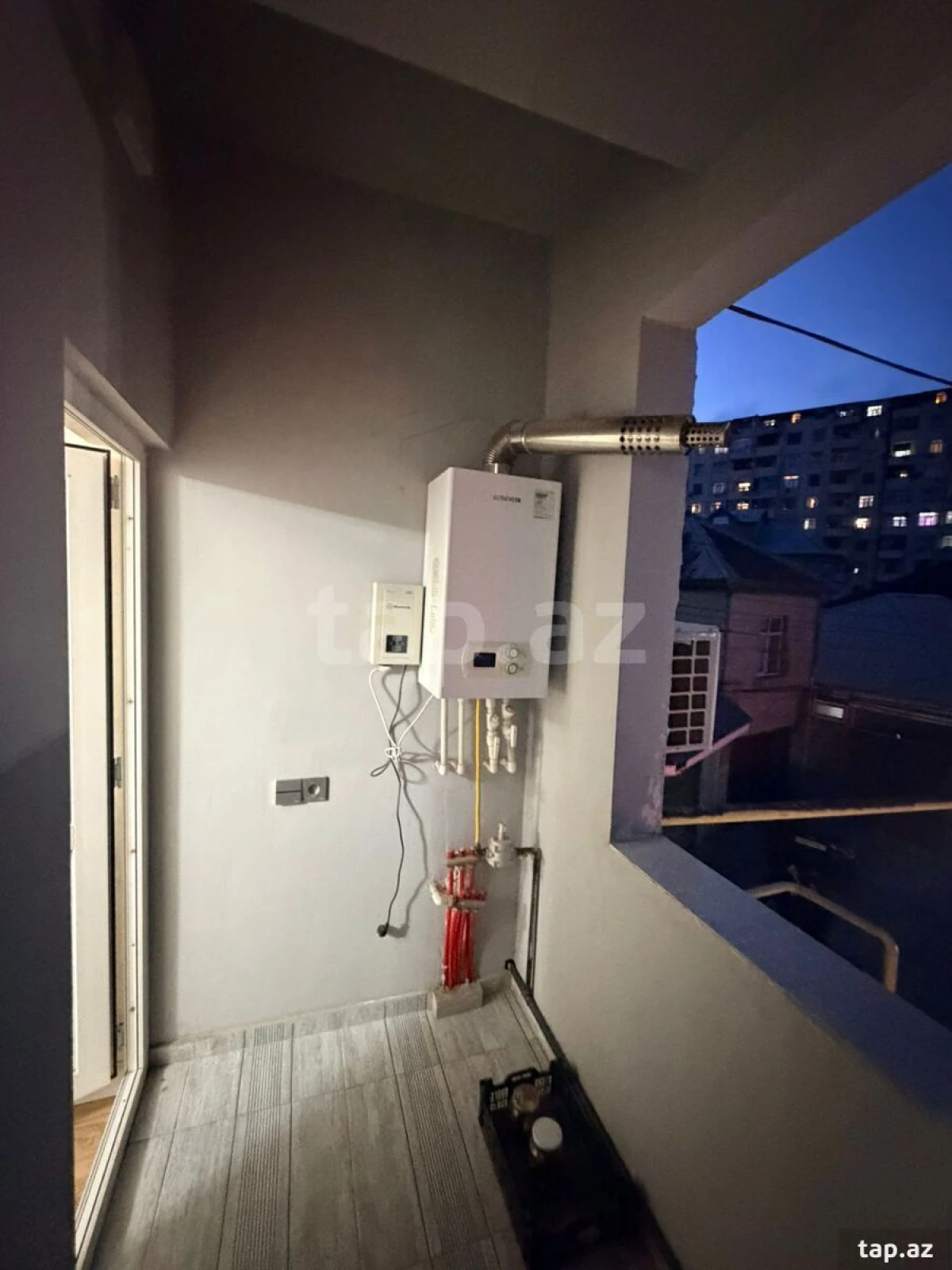 Kirayə verilir 2 otaqlı yeni tikili 62 m²