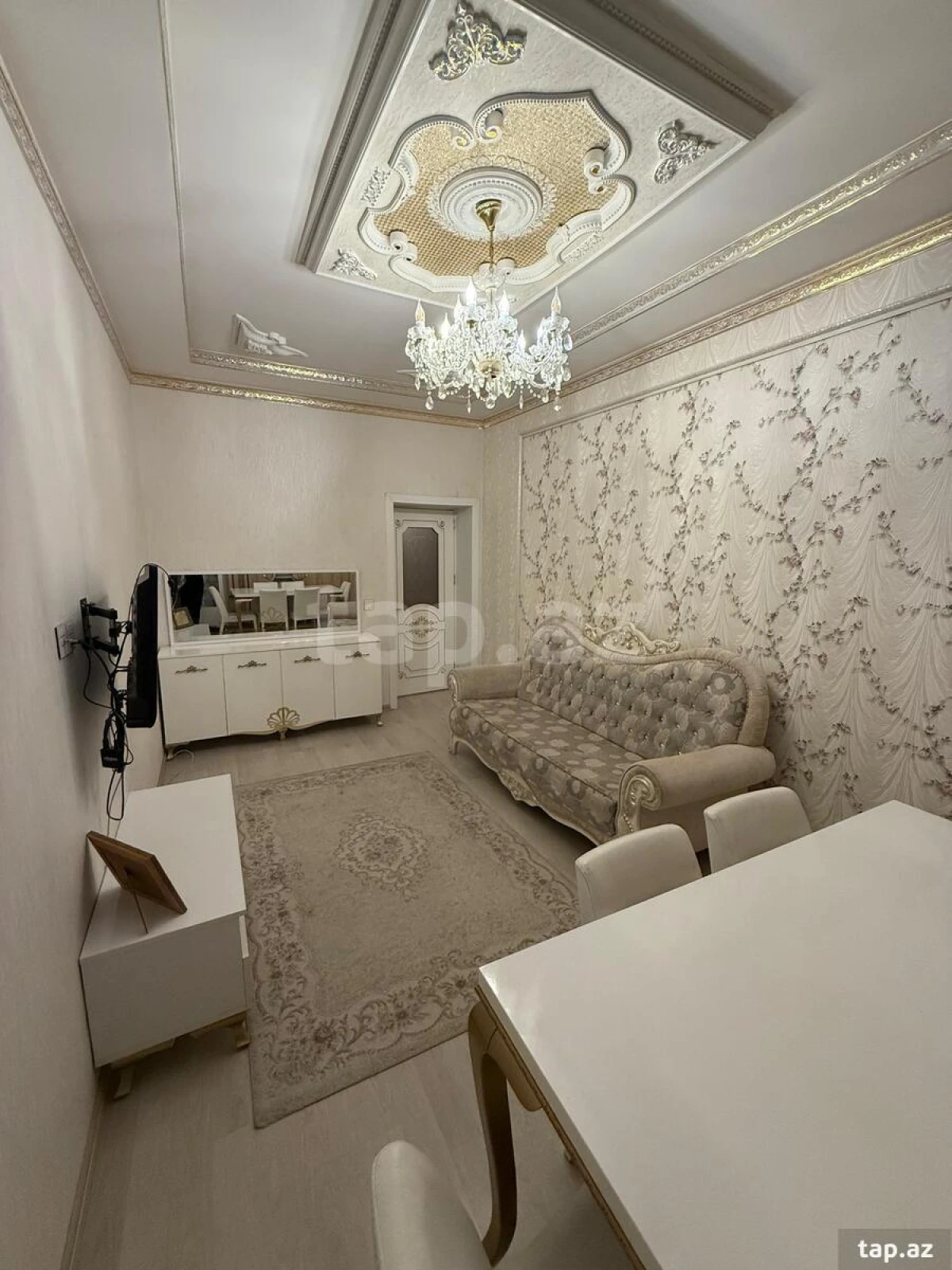 Kirayə verilir 2 otaqlı mənzil 50 m²