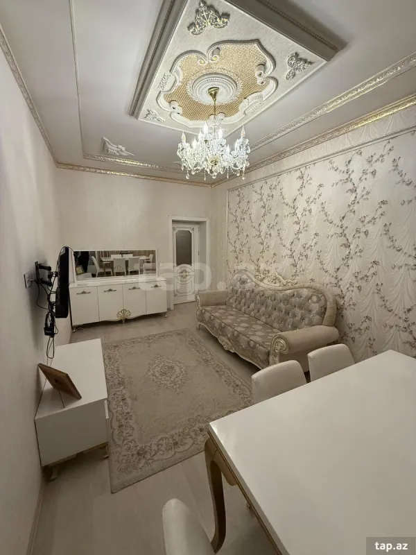 Kirayə verilir 2 otaqlı mənzil 50 m²