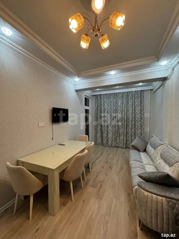 Kirayə verilir 2 otaqlı yeni tikili 76 m²