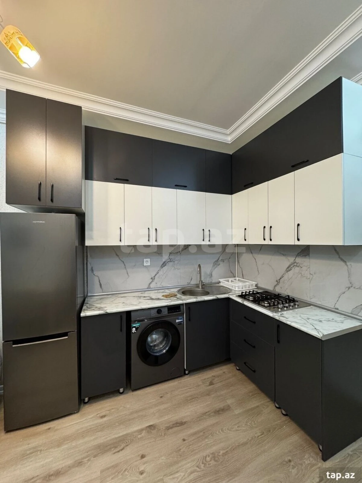 Kirayə verilir 2 otaqlı yeni tikili 76 m²