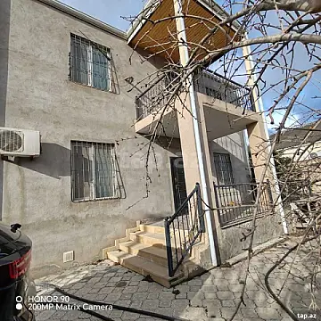 Satılır 5 otaqlı həyət evi