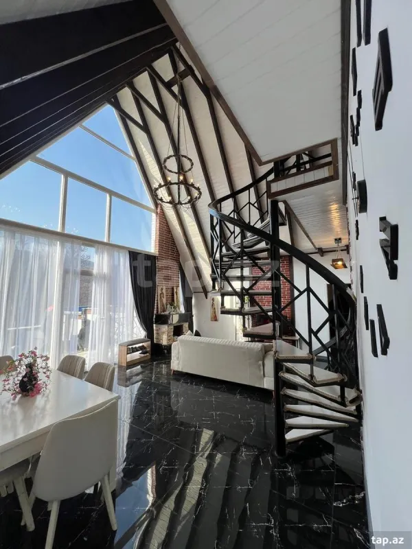 Satılır 3 otaqlı həyət evi