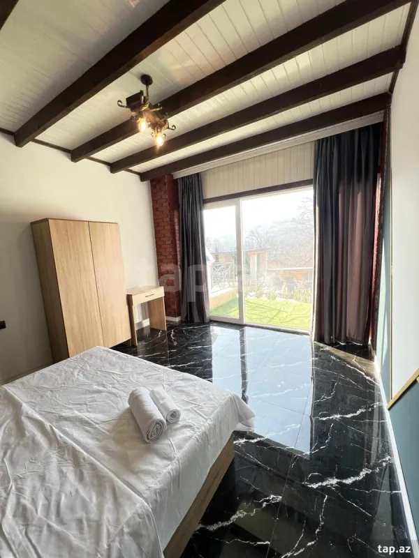 Satılır 3 otaqlı həyət evi