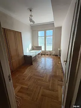 Kirayə verilir 3 otaqlı mənzil 90 m² — Bakı 3 otaq 90.00 m²